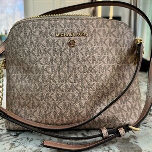 Michael Kors rose gold crossbody